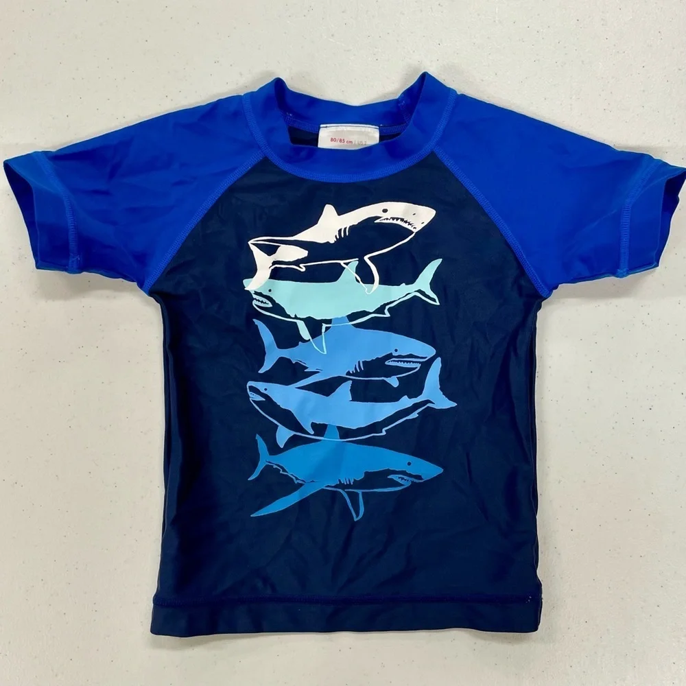 Hanna Andersson Sharks Rash Guard Boys 2 2T 80/85 cm Swim Shirt Navy Blue Summer